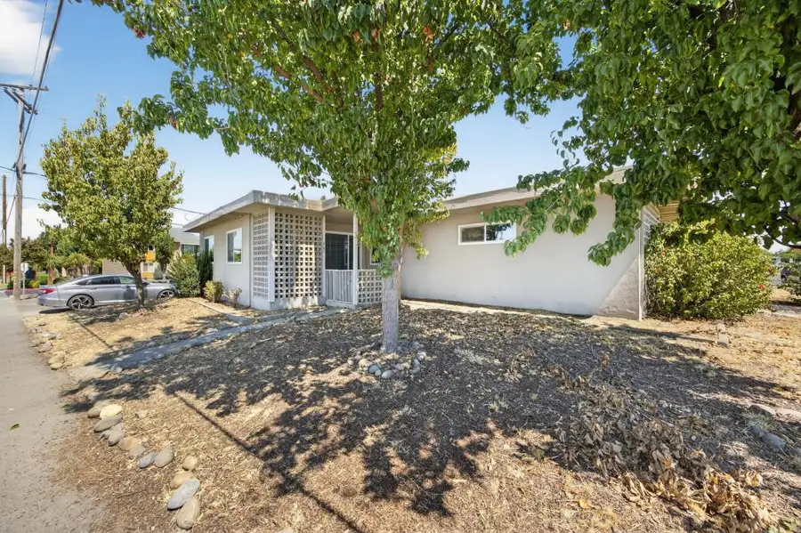 98 Dean Way, Folsom, CA 95630 - Image #2