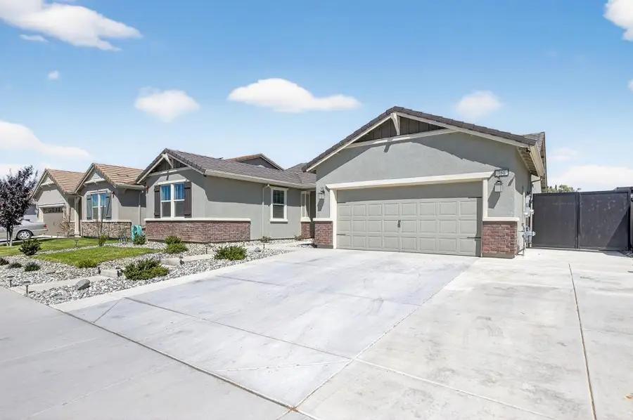 751 Crow Creek Circle, Galt, CA 95632 - Image #2