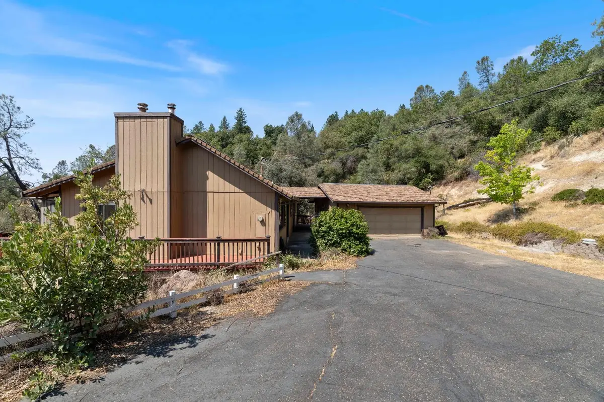 3830 Wilson Loop, Placerville, CA 95667 - Image #1