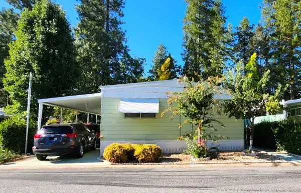 10040 Stone Arch Drive, Grass Valley, CA 95949