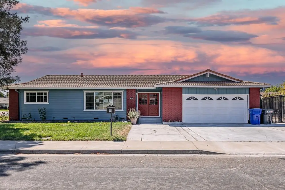 790 Hillsdale Drive, Turlock, CA 95382 - Image #1