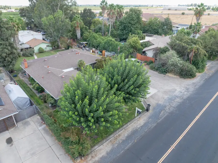 5900 Washington Road, Hughson, CA 95326 - #3