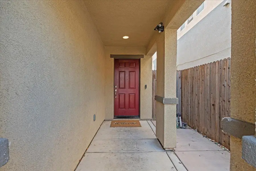 8906 Cobble Crest Drive, Sacramento, CA 95829 - Image #2