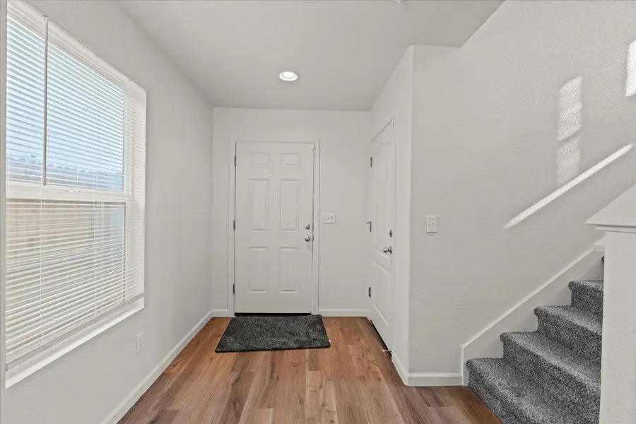 8906 Cobble Crest Drive, Sacramento, CA 95829 - Image #3