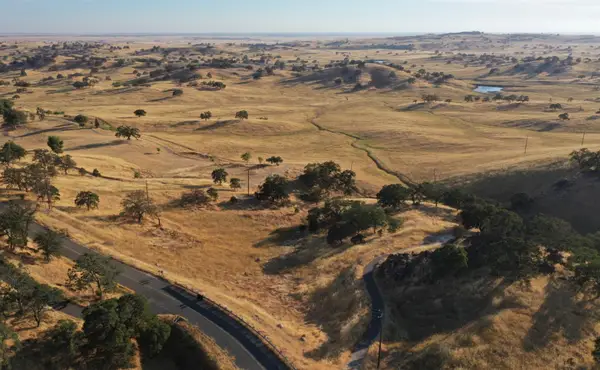 9797 Caracol Circle, La Grange, CA 95329