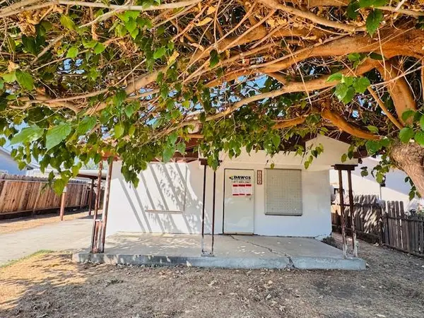 1274 Dos Palos Avenue, Dos Palos, CA 93620