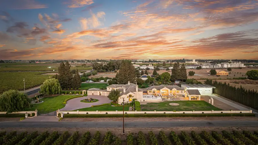 19450 Hidden Lakes Lane, Acampo, CA 95220 - Image #3