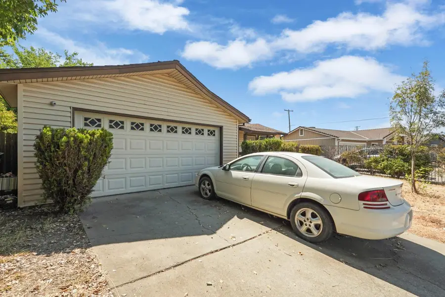 256 Olmstead Drive, Sacramento, CA 95838 - Image #3