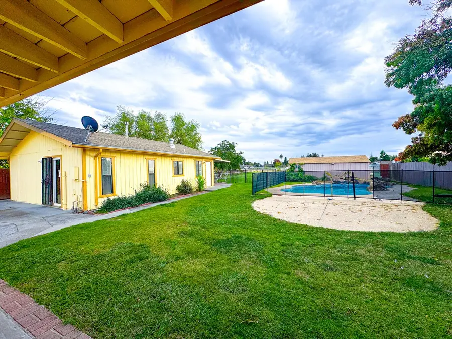 8950 Caselman Road, Sacramento, CA 95829 - Image #3