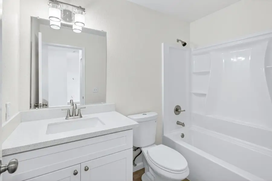 9101 Newhall Drive #12, Sacramento, CA 95826 - Image #3