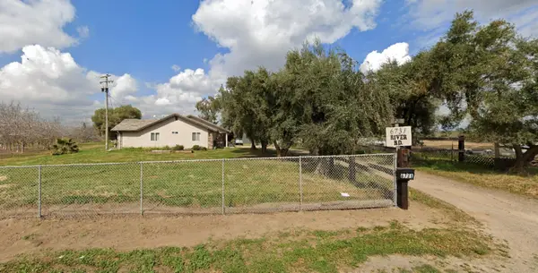 6731 River Road, Oakdale, CA 95361
