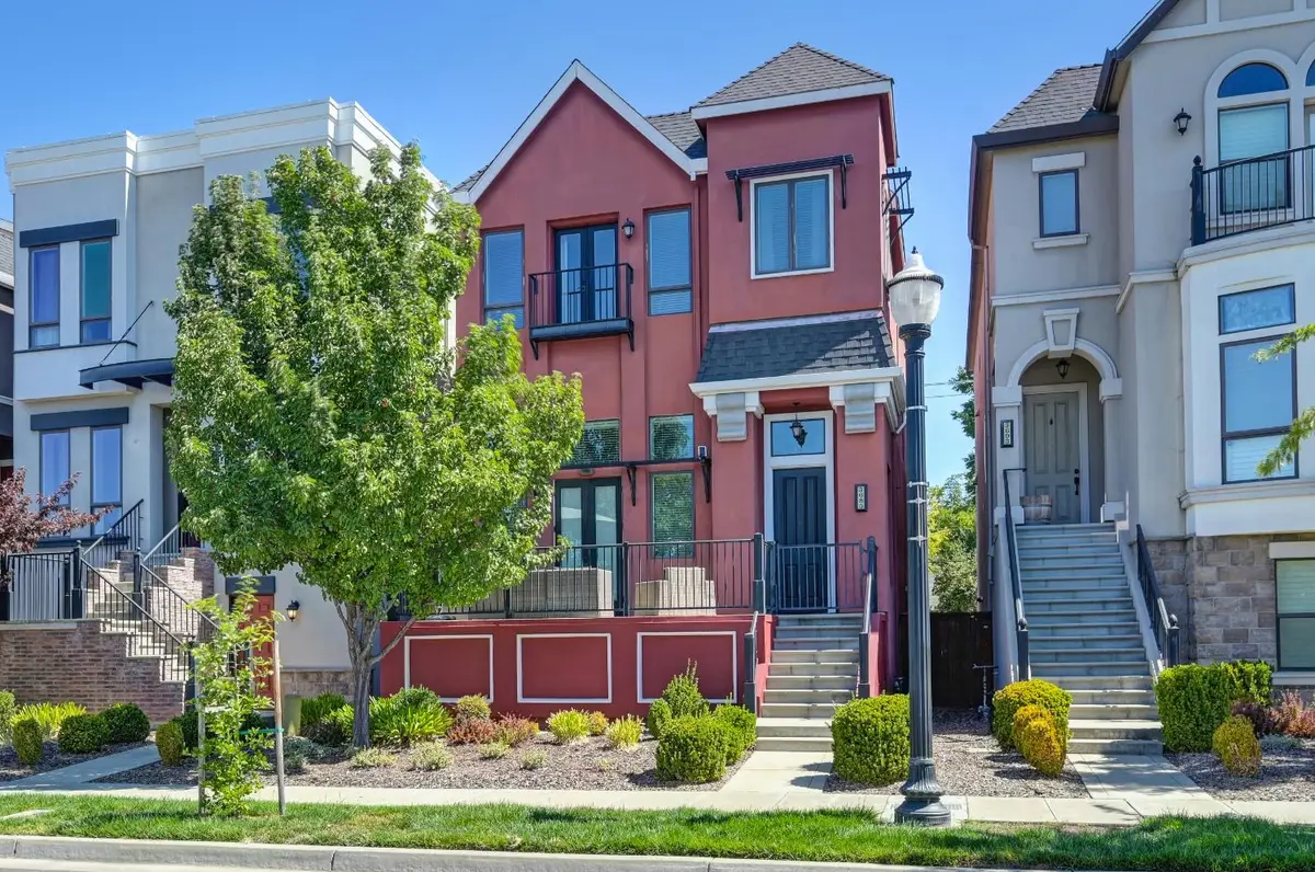 3685 Crocker Drive, Sacramento, CA 95818 - Image #1