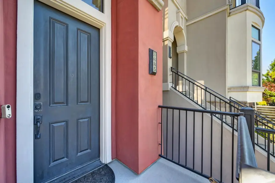 3685 Crocker Drive, Sacramento, CA 95818 - Image #2