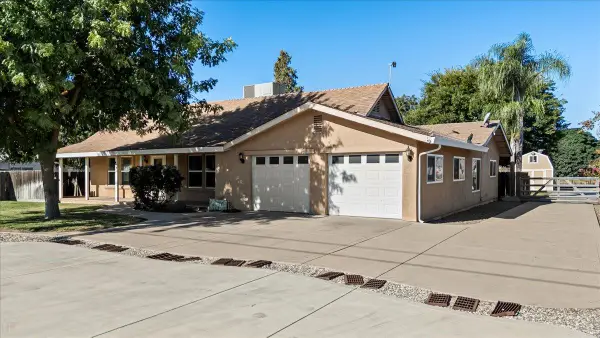 672 Pedersen Road, Oakdale, CA 95361