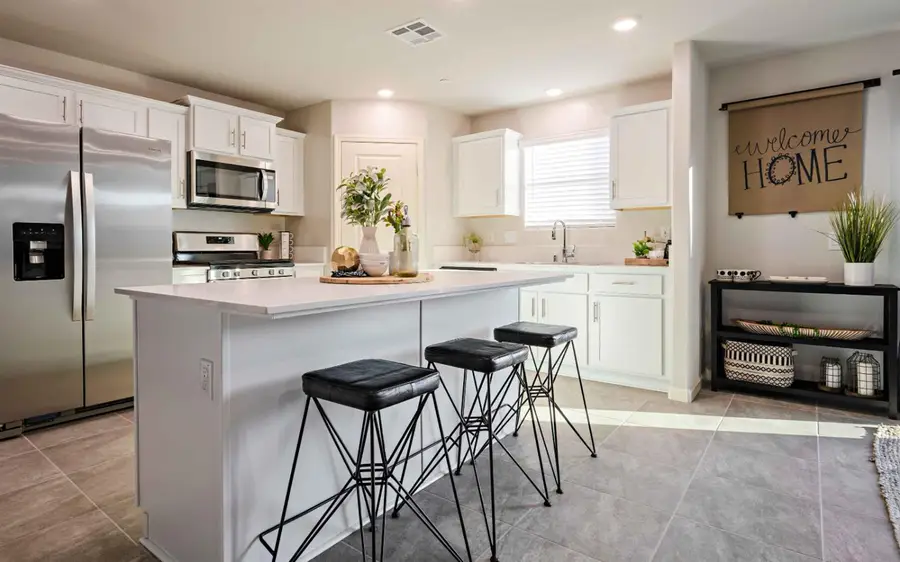 38 River Oak Court #39 SE, Merced, CA 95341 - Image #2