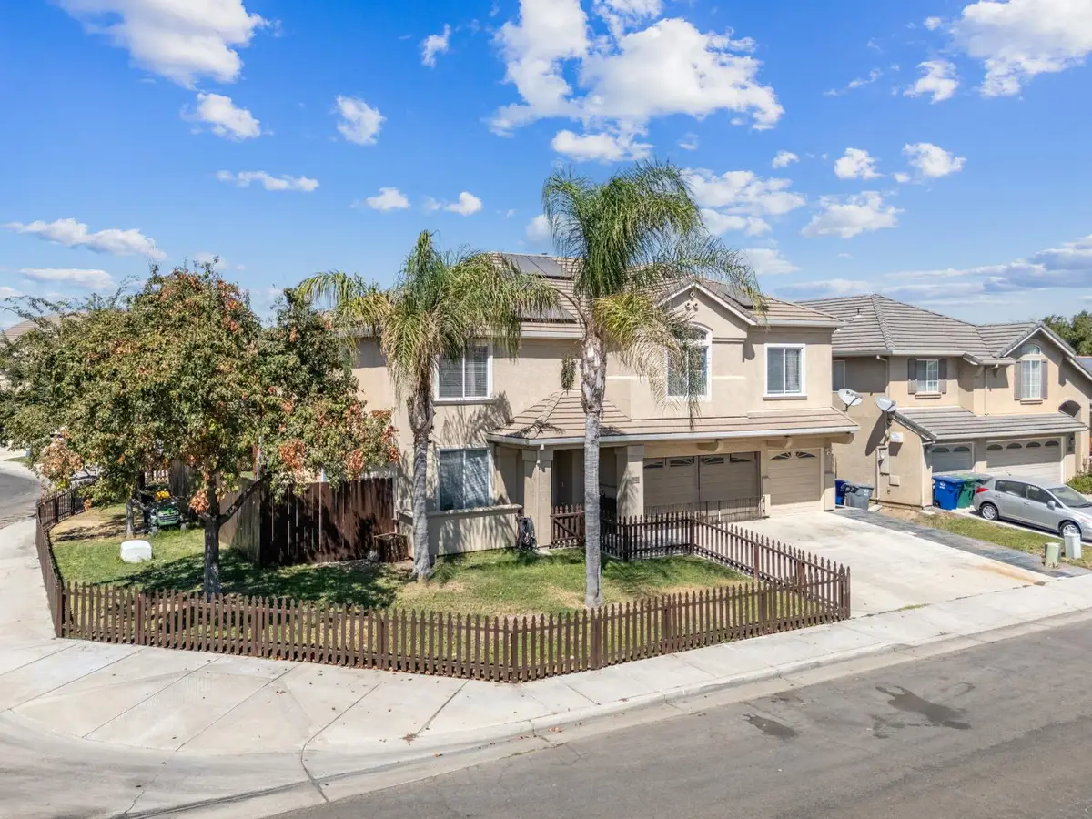 942 Garden Street, Los Banos, CA 93635 - Image #1