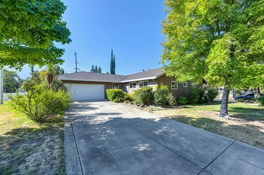 1056 Entrada Road, Sacramento, CA 95864 - #3