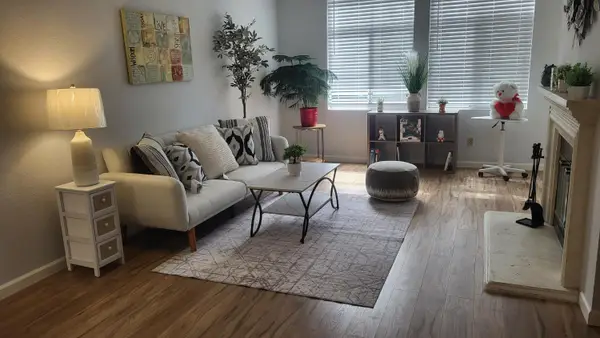 535 Pierce Street #2110, Albany, CA 94706