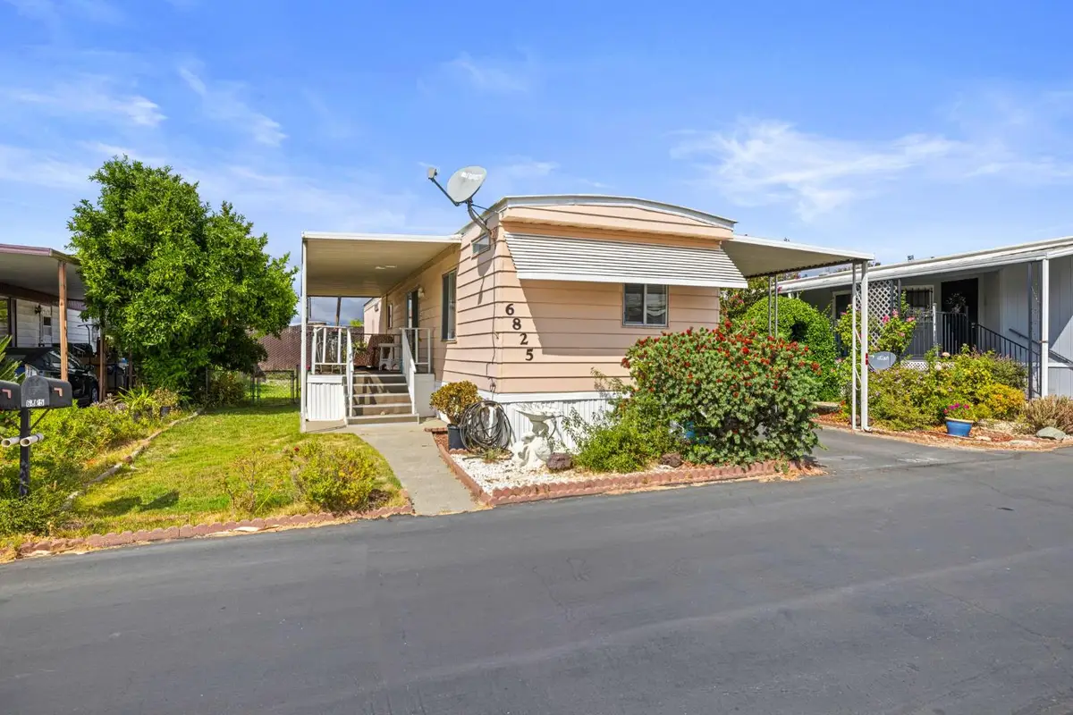 6825 Capital Circle #204, Sacramento, CA 95282 - Image #1