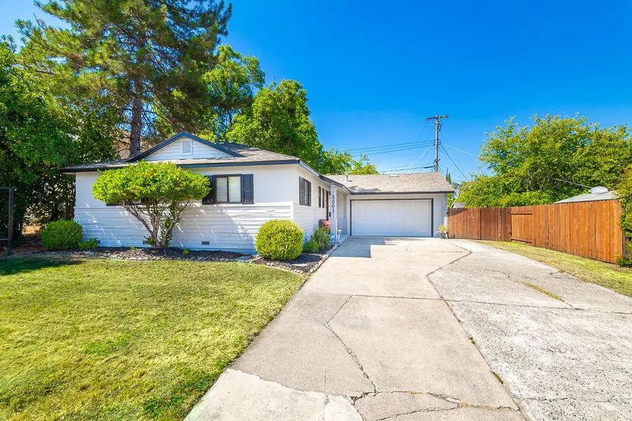 5061 Dewey Drive, Fair Oaks, CA 95628 - Image #3