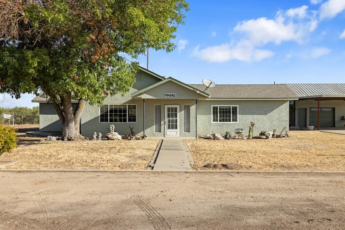 16682 S Steinegul Road, Escalon, CA 95320 - Image #1