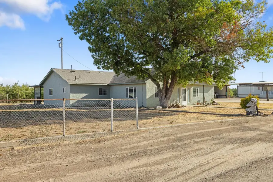 16682 S Steinegul Road, Escalon, CA 95320 - Image #3