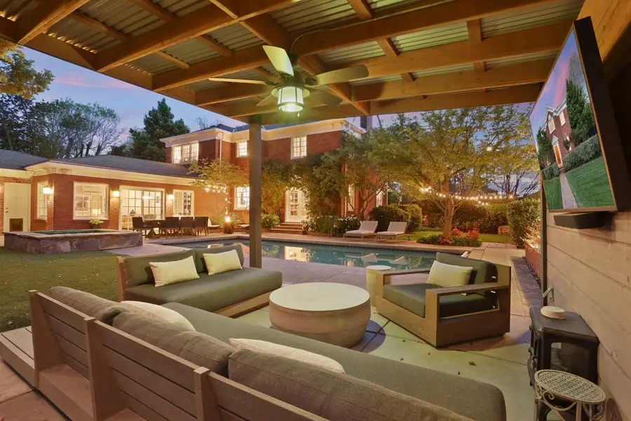 930 Sycamore Avenue, Modesto, CA 95350 - Image #3