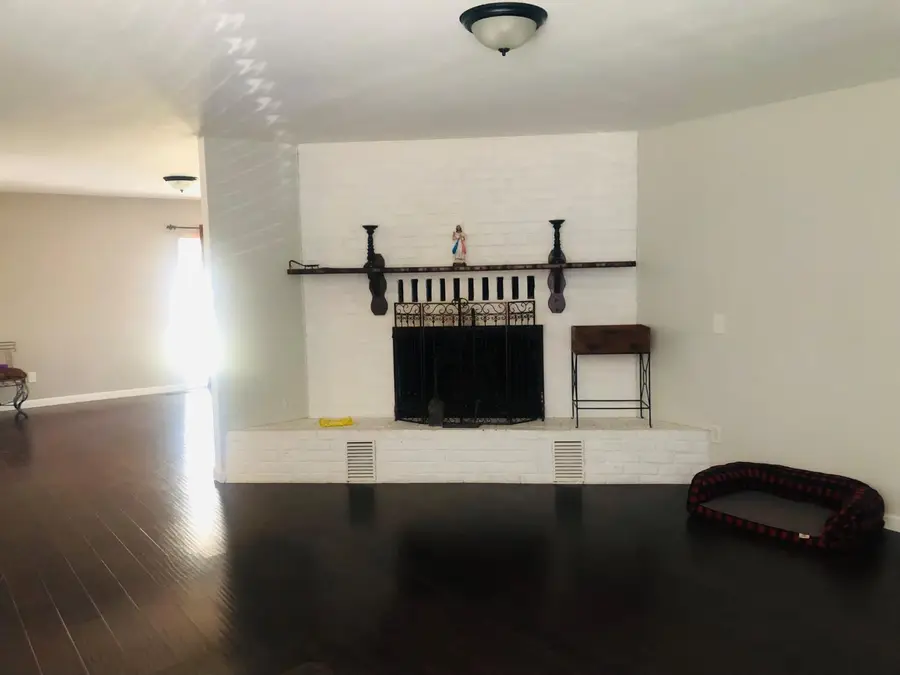 1010 E D Street, Oakdale, CA 95361 - Image #3