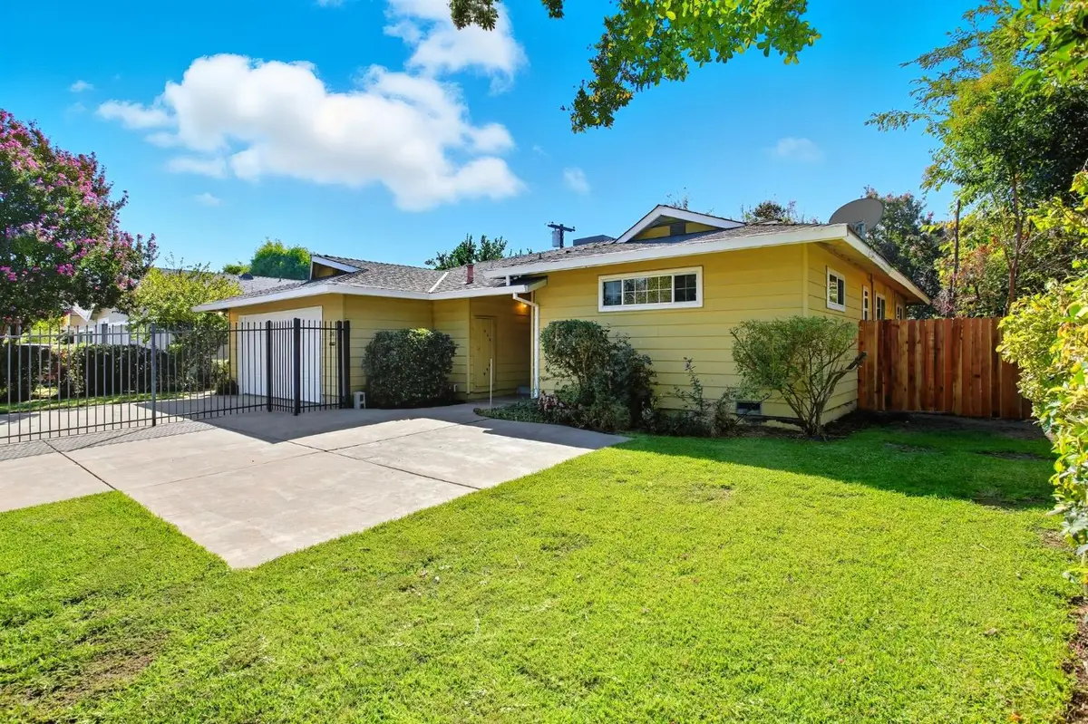 158 Globe Avenue, Sacramento, CA 95815 - Image #1
