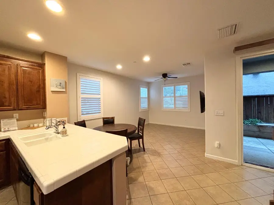 8822 Wheelton Road, Elk Grove, CA 95624 - Image #2