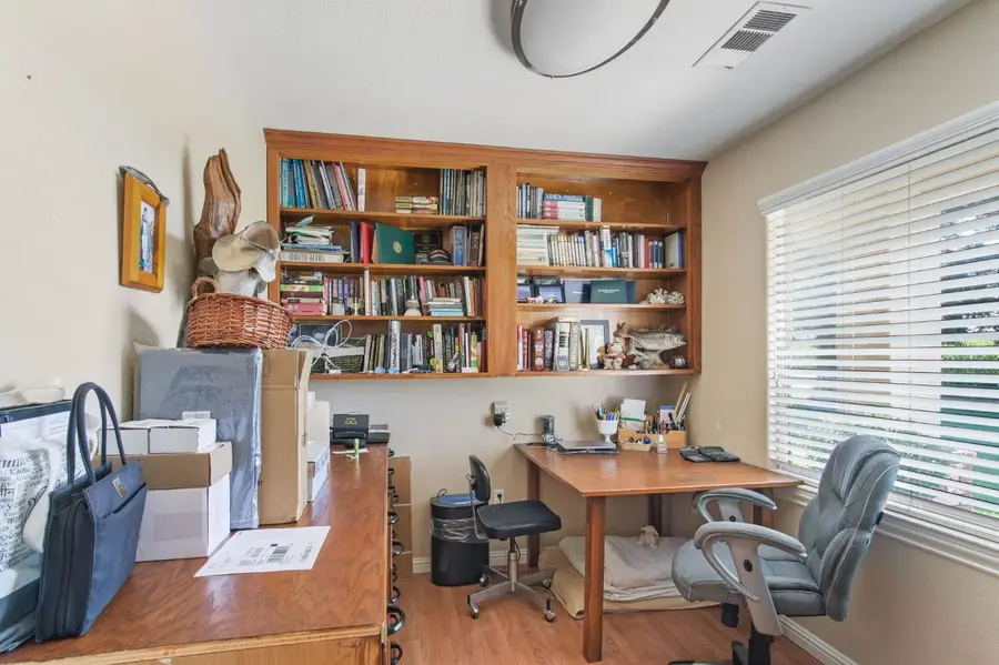 631 E Barnhart Road, Turlock, CA 95382 - Image #3