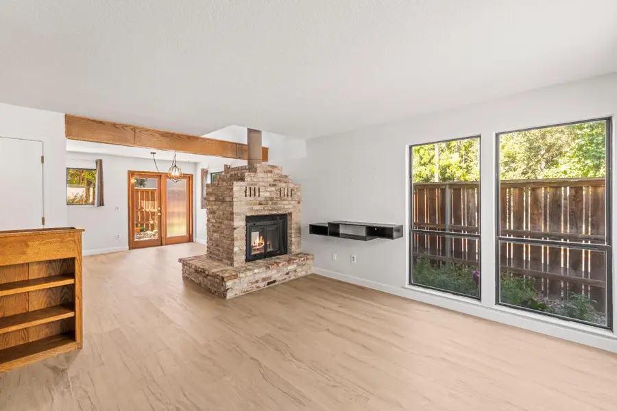 4027 Hollow Wood Court, Carmichael, CA 95608 - Image #3