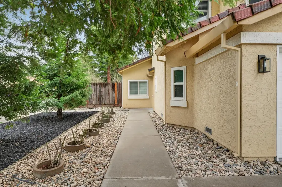 8304 Oakenshield Circle, Antelope, CA 95843 - Image #2