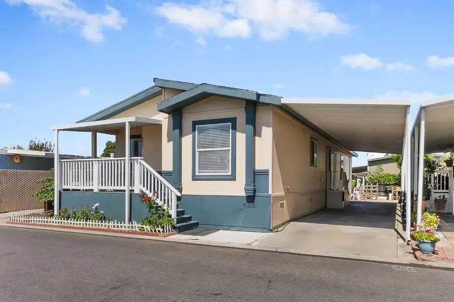 8221 Tiki Lane, Sacramento, CA 95828 - Image #3