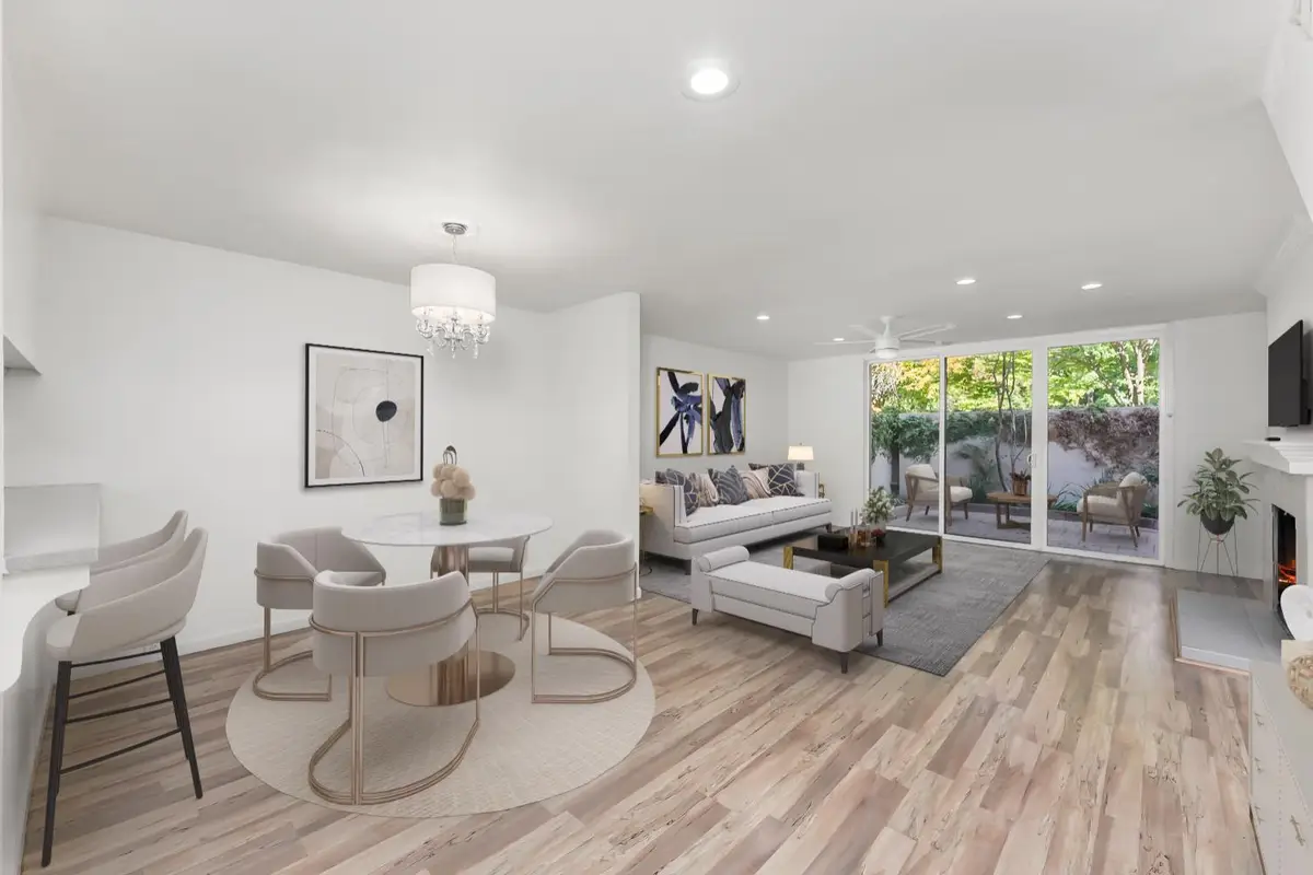 709 Woodside Ln E #2, Sacramento, CA 95825 - Image #1