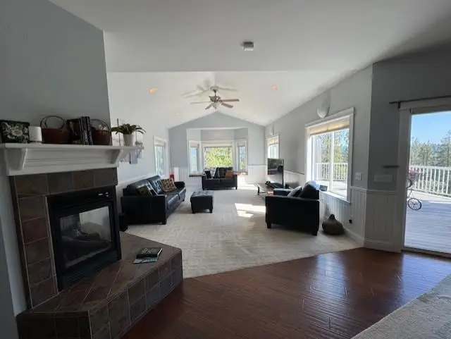 18768 You Bet Road, Grass Valley, CA 95945 - Image #2