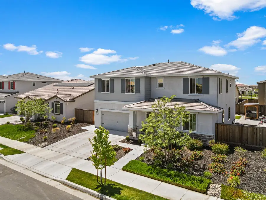 10037 Mount Hood Drive, Stockton, CA 95219 - Image #2