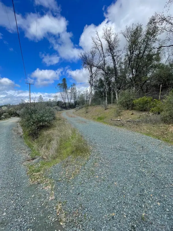 11793 Cinnabar Court, Penn Valley, CA 95946