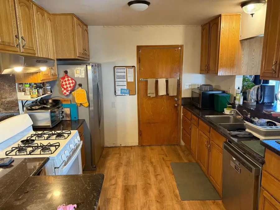 152 S 35th Street, Richmond, CA 94804 - Image #2