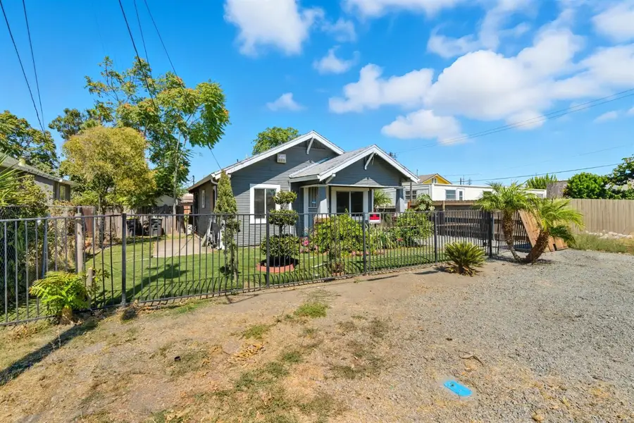 519 W Scotts Avenue, Stockton, CA 95203 - Image #3