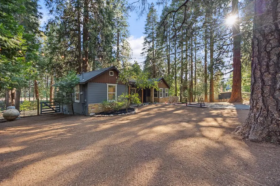 5684 Pony Express Trail, Pollock Pines, CA 95726 - Image #3