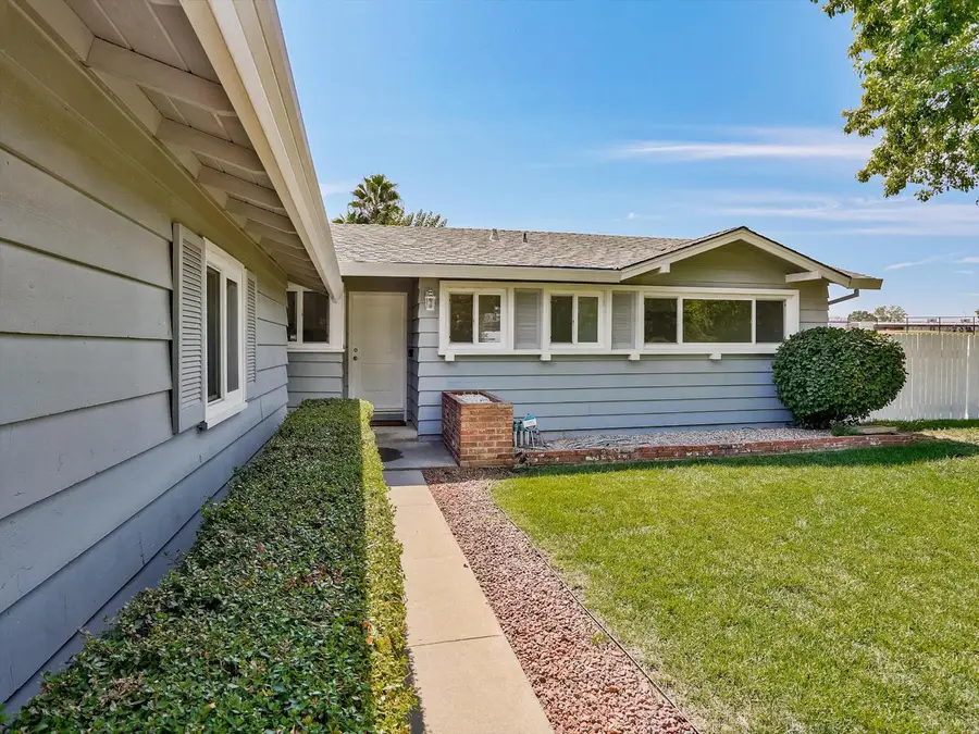 5851 Shenandoah Drive, Sacramento, CA 95841 - Image #3