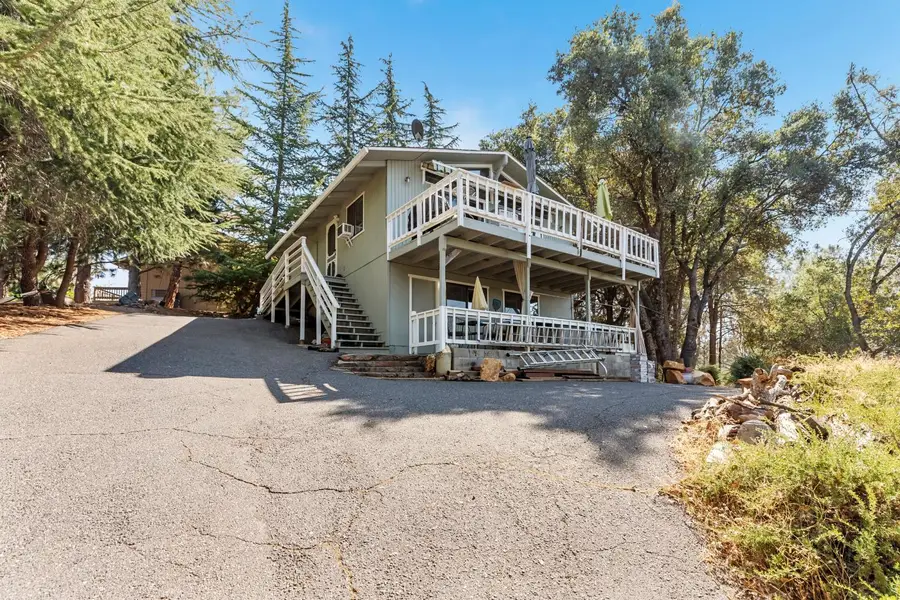 20419 Pine Mountain Drive, Groveland, CA 95321 - Image #2
