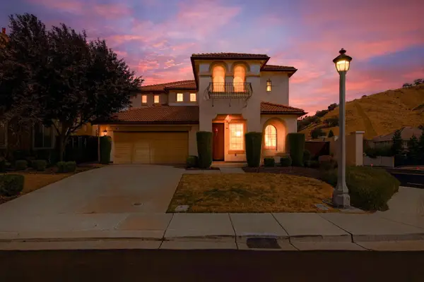 9015 Tee Box Court, Patterson, CA 95363