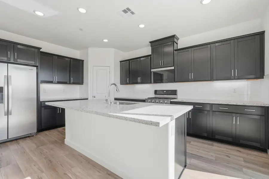 765 Rosazzo Lane, Manteca, CA 95337 - Image #2