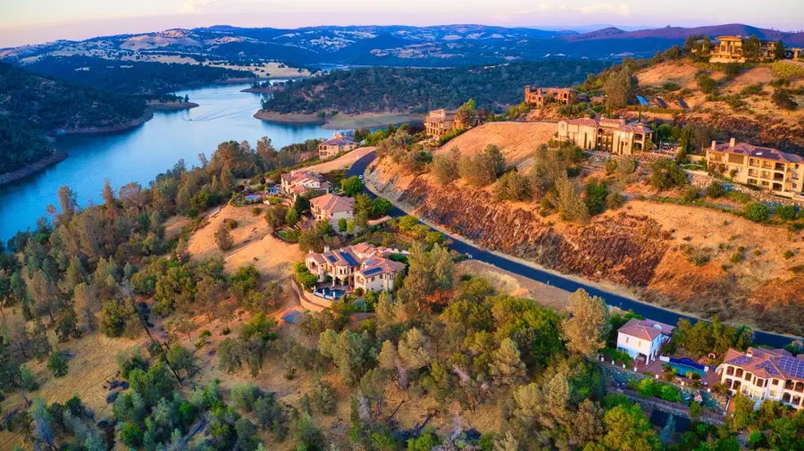 1946 Shoreview Drive, El Dorado Hills, CA 95762 - Image #2