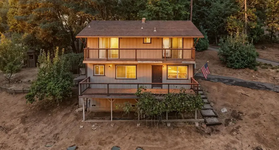 16001 N Cedar Heights Drive, Pioneer, CA 95666 - Image #2