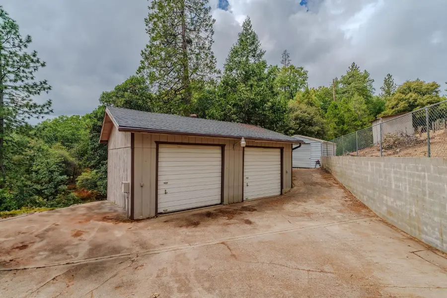 16001 N Cedar Heights Drive, Pioneer, CA 95666 - Image #3