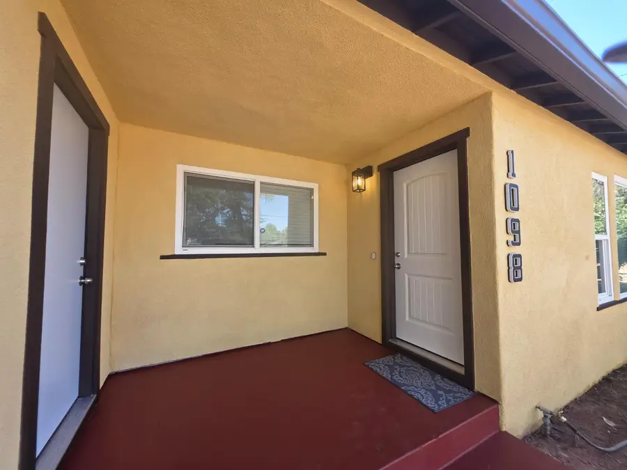 1098 E 21st Street, Merced, CA 95340 - Image #2