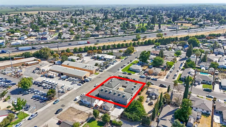 410 Pine Street, Ripon, CA 95366 - Image #2